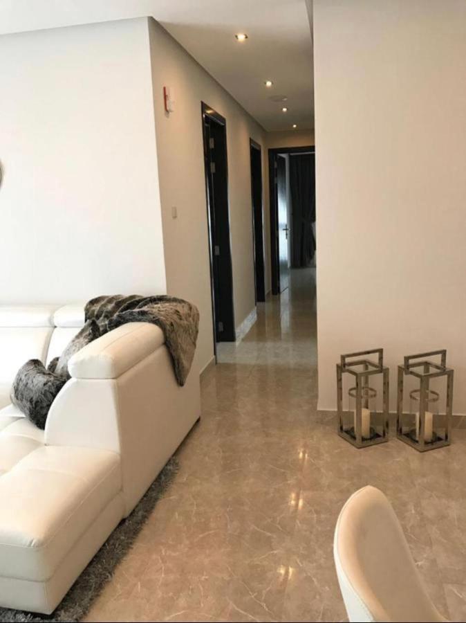 Alamaken Residence Al Hidd Exteriér fotografie